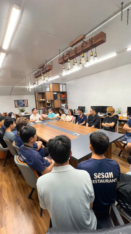 Hình ảnh công ty UV247